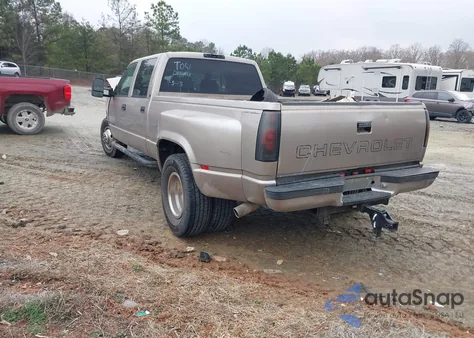 2000 Chevrolet C3500 z USA, uszkodzony, nr VIN 1GCHC33J0YF430247